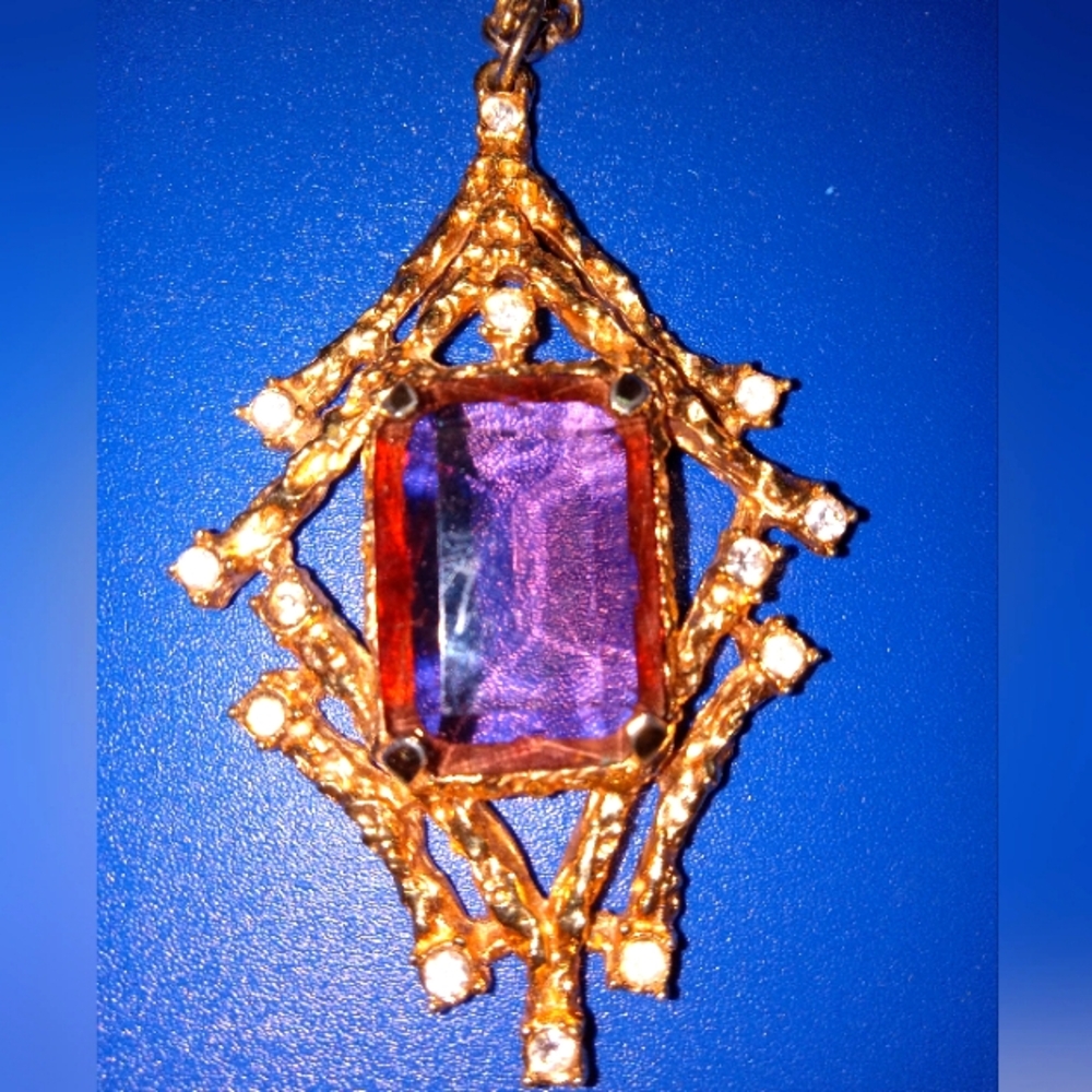 Sarah Coventry Vintage Twigh light  purple glass amethyst gold statement necklac